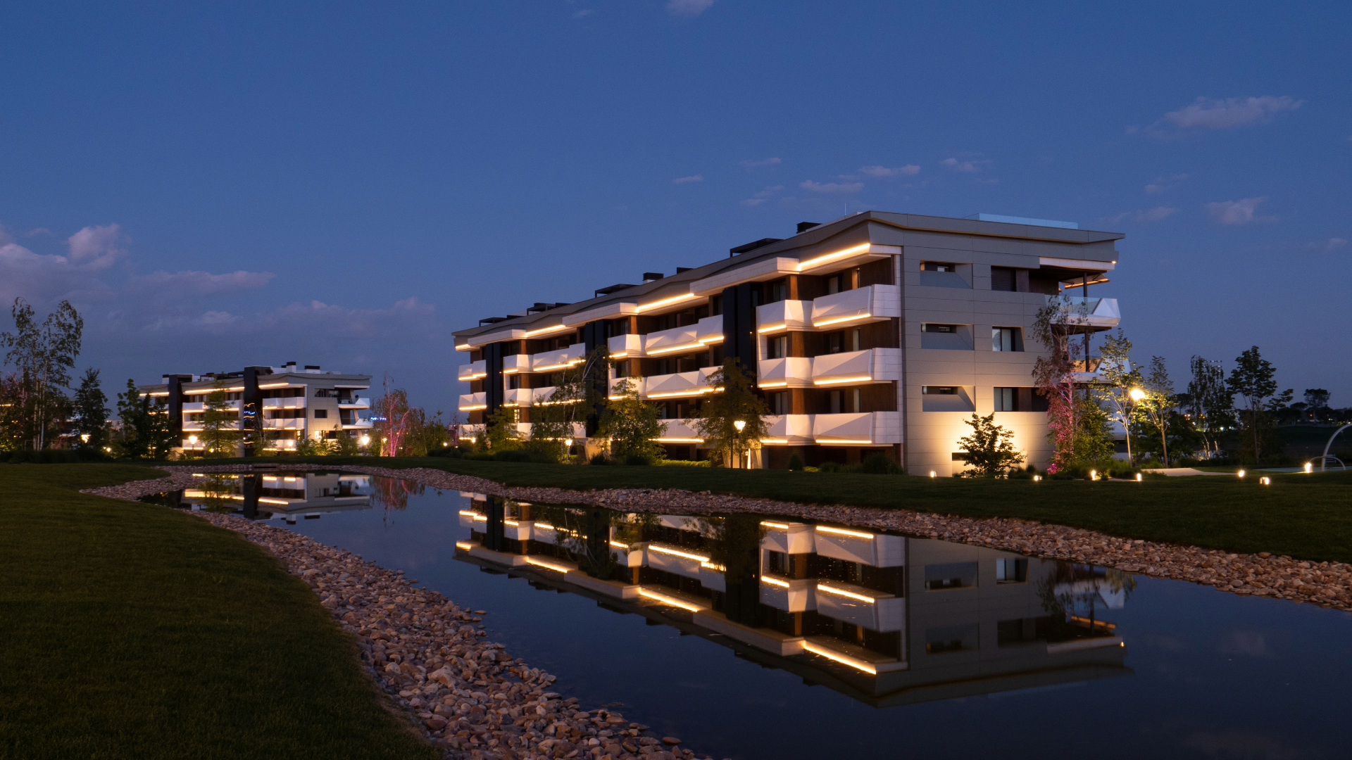 Residencial LGC3 La Finca Casas