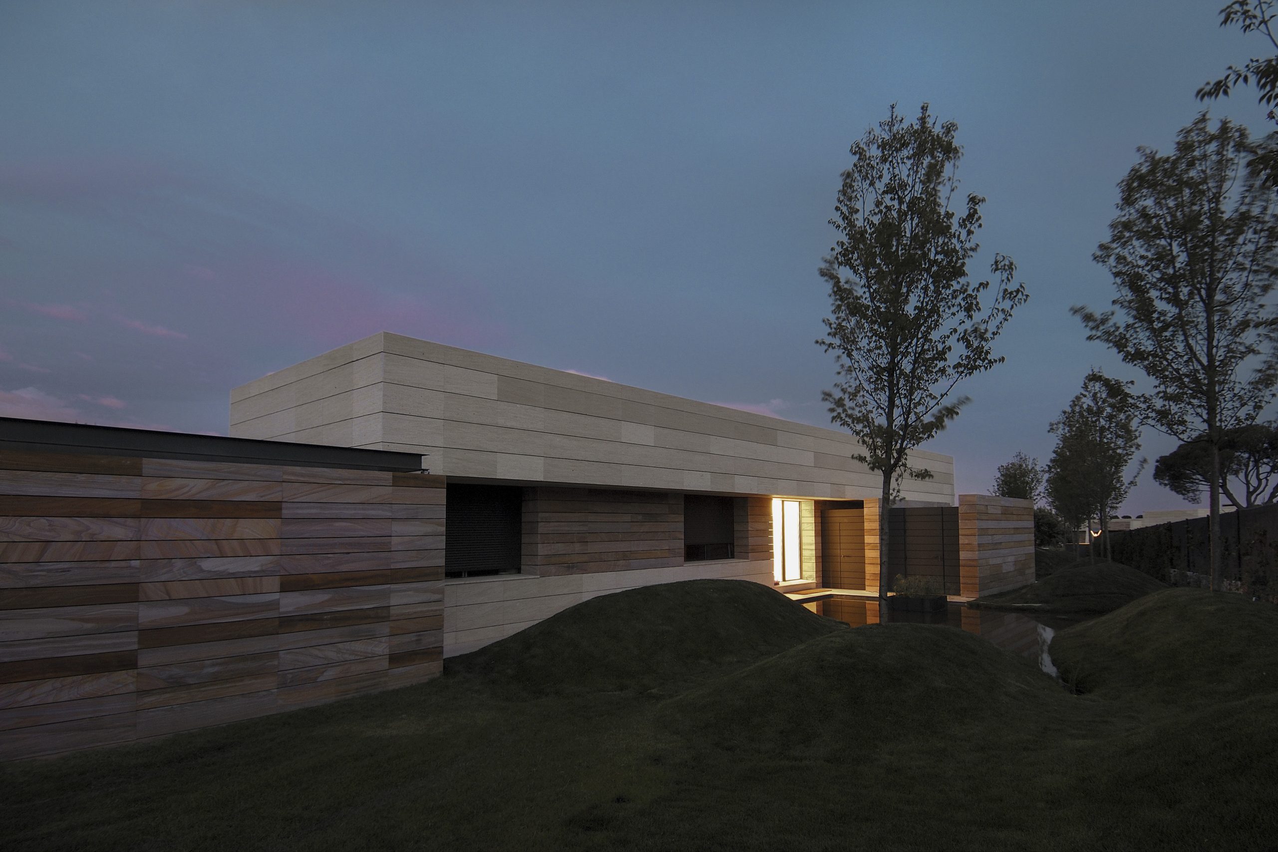 34-Vivienda-unifamiliar-en-La-Finca-Madrid-005-scaled